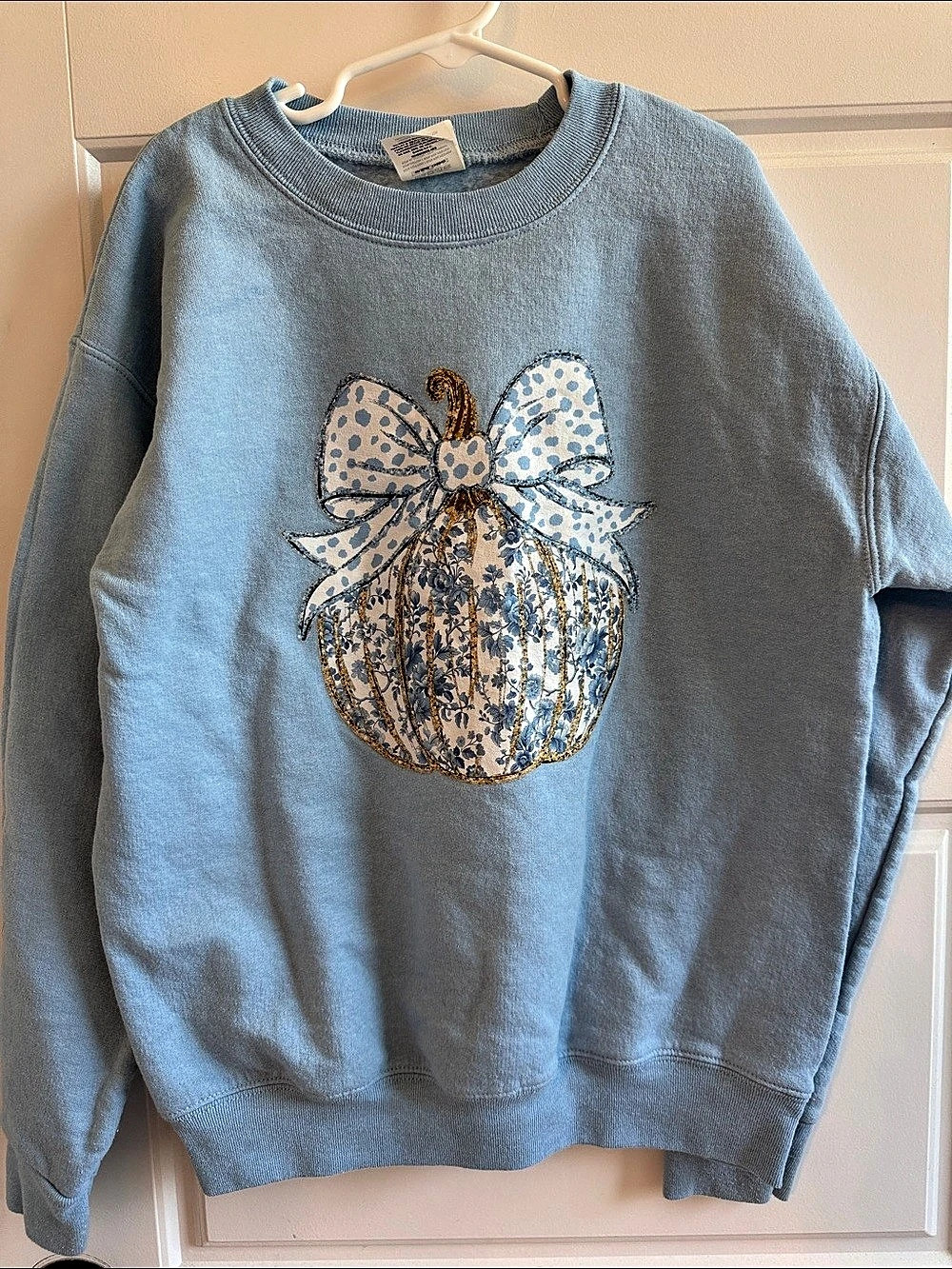Hanes Floral Pumpkin Sweatshirt Size Medium Like New